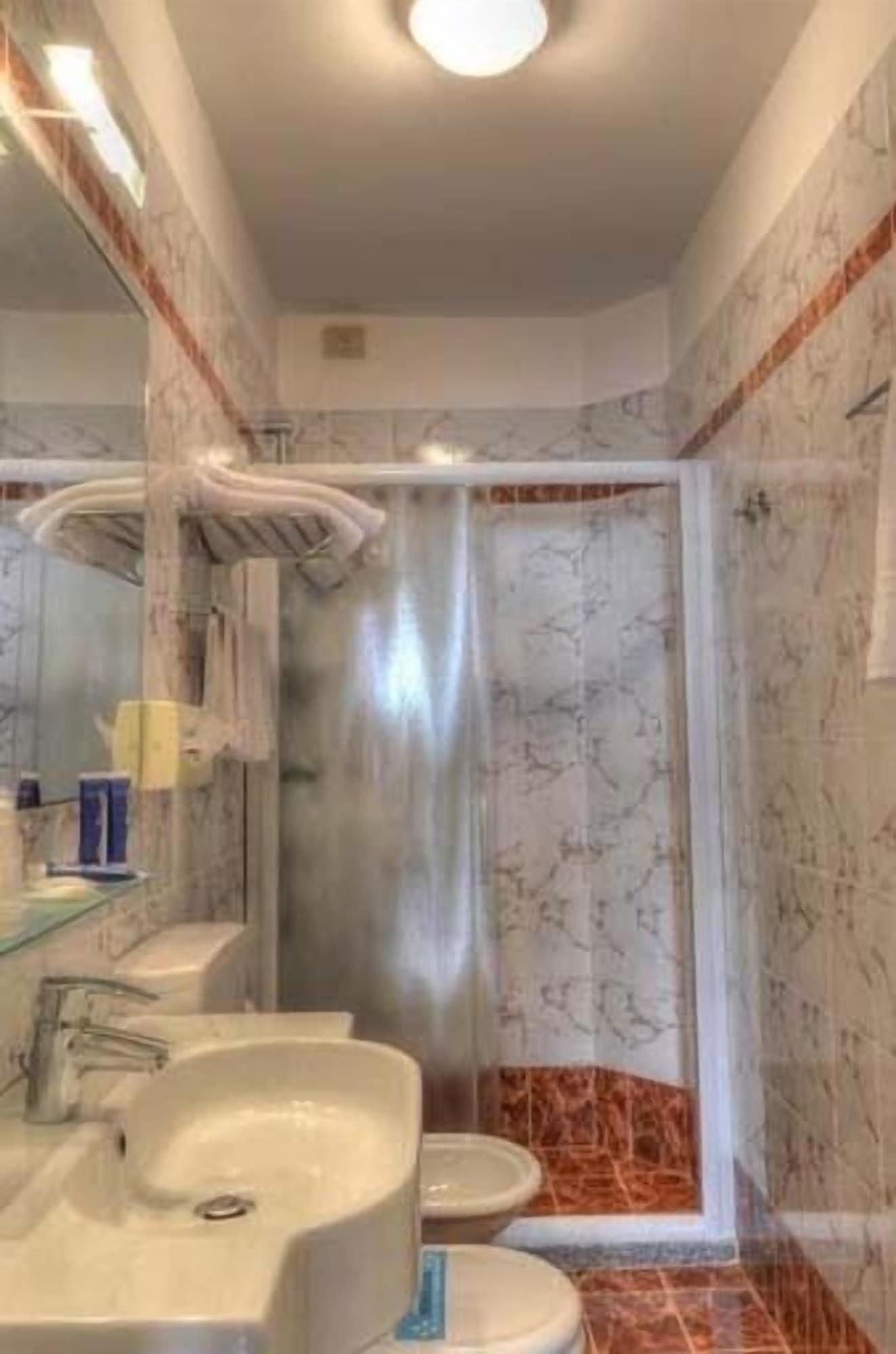 Hotel Colorado Lignano Sabbiadoro Kültér fotó