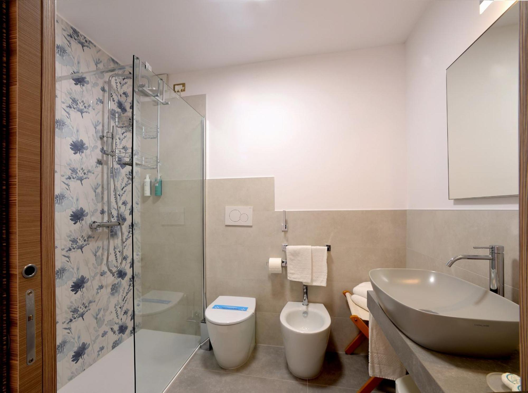 Hotel Colorado Lignano Sabbiadoro Kültér fotó